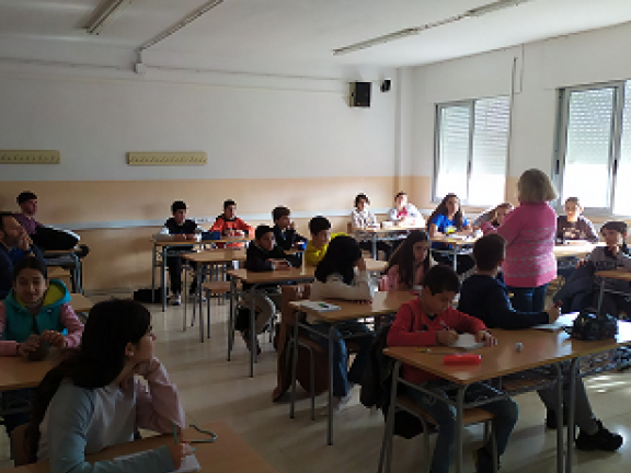 Presentación a alumnos de la jornada GIRL'S DAY INS MONTSIÀ