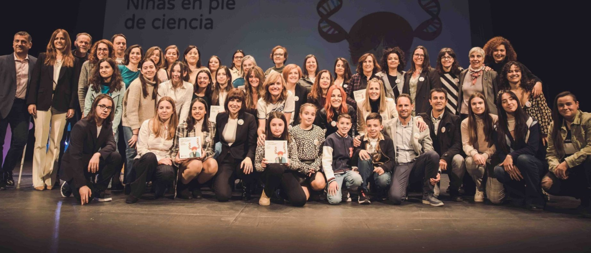 Premiados con la Ministra de Educación, Pilar Alegría