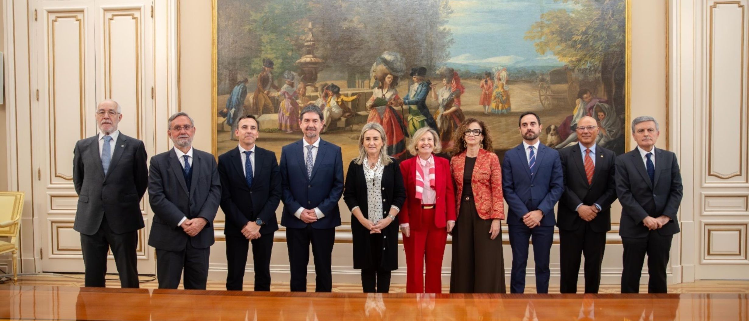 Imagen de distintas personalidades en el acto de adhesión de nuevas instituciones a la Alianza STEAM